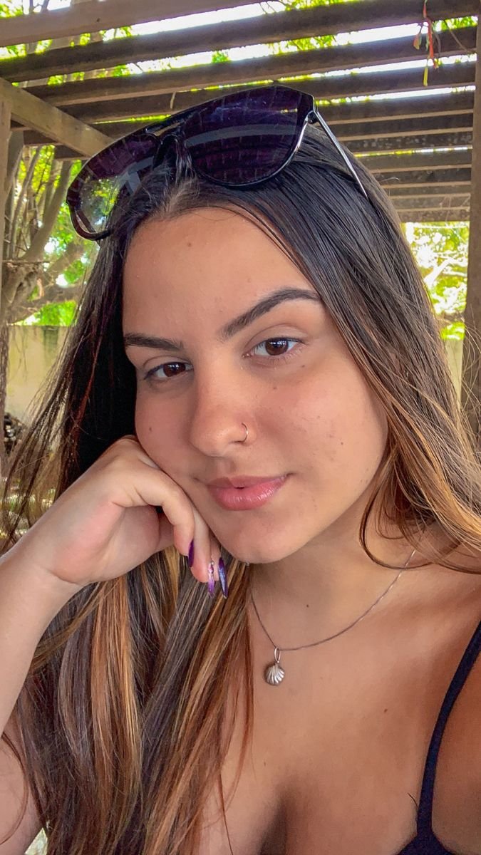 Fernanda M.
